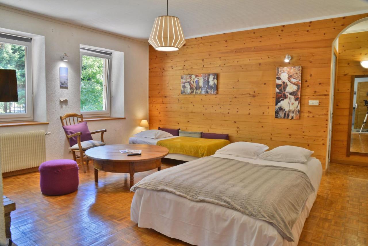 Appartement 6 Pers 70 M² Dans Chalet Chez Marie Монрьон Экстерьер фото