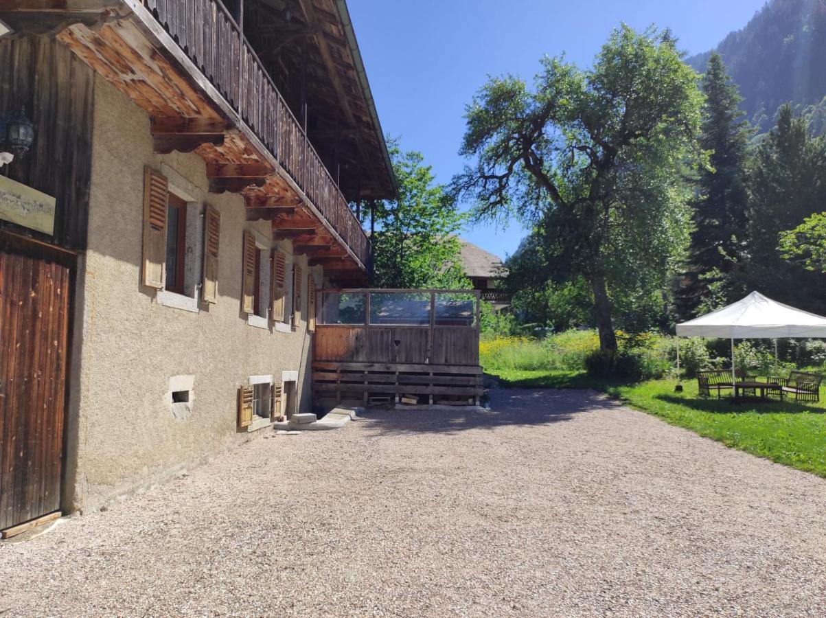 Appartement 6 Pers 70 M² Dans Chalet Chez Marie Монрьон Экстерьер фото